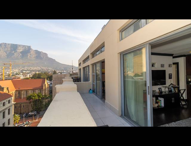 1 BEDROOM APARTMENT TO LET IN CAPE TOWN CITY CENTRE